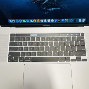 MacBook Pro A2141 Gris Usado - Pago a Plazos, Envío Gratis